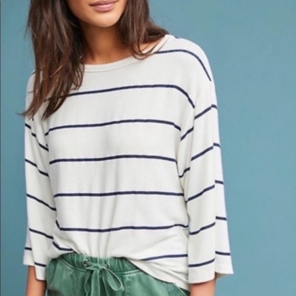 ✨HP✨ Sundry wide sleeve top